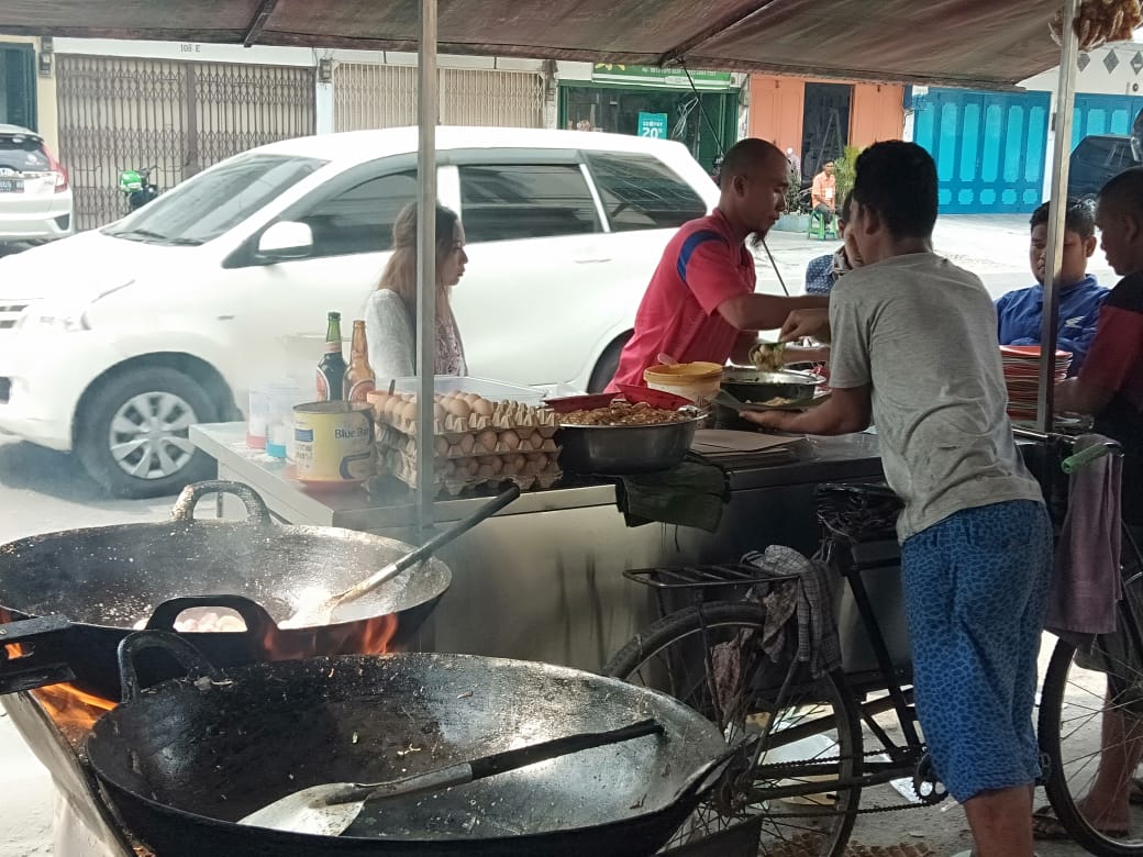 Mie Balap Wahidin,  Habiskan 1000 Piring Setiap Hari